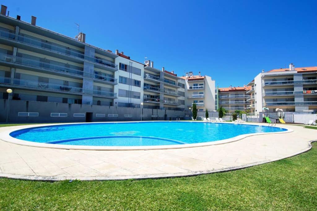Parasol Appartment Sao Martinho do Porto Bagian luar foto