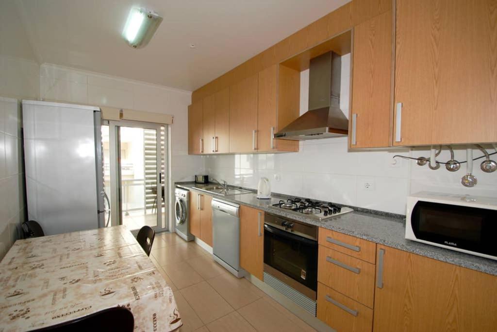 Parasol Appartment Sao Martinho do Porto Bagian luar foto
